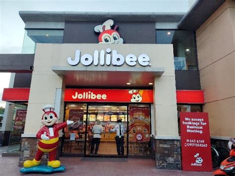 Jollibee, Mandaue .